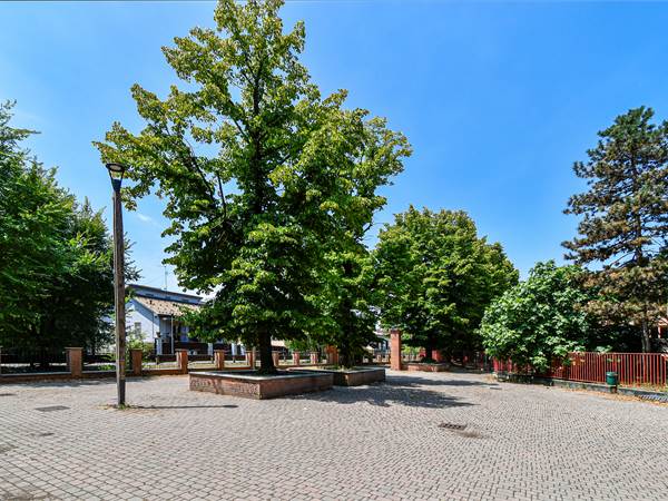 VENDITA VILLA SINGOLA A ROZZANO VECCHIO