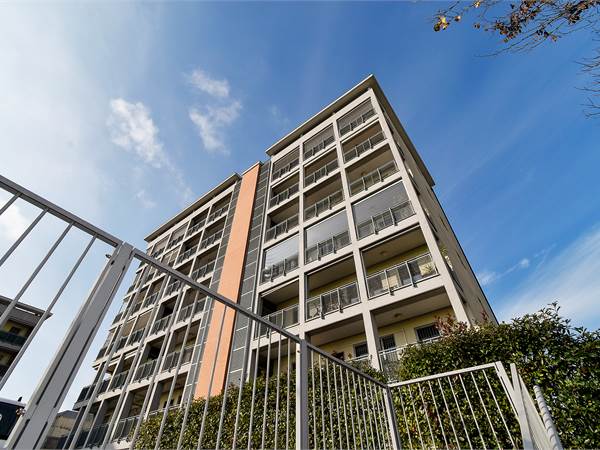 VENDITA 4 LOCALI A ROZZANO ULTIMO PIANO